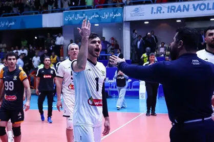 بازداشت ۴ تماشاگر فینال لیگ والیبال