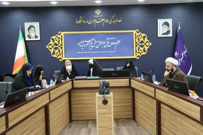 سبک زندگی مادران شهدا برگ&zwnj;زرینی در تاریخ انقلاب اسلامی است