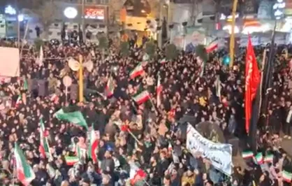 &laquo;ای رهبر عزیزم آماده&zwnj;ایم آماده&raquo;