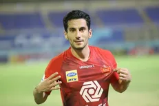 شیری نیم‌فصل از پرسپولیس جدا می‌شود؟ پیشنهادات جذاب برای مدافع مغضوب گل‌محمدی