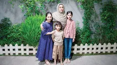 حضور سخنگوی وزارت امور خارجه در منزل شهیده زهرا اسدی‌نژاد + فیلم
