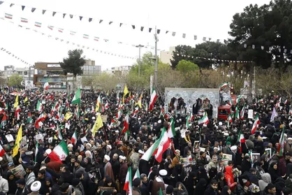 ترامپ بداند دیوانه&zwnj;ها محکوم به سرنگونی هستند/ آقا مجتبی ما تا آخرین قطره خون پای بیعت با شما هستیم