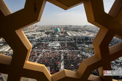 تجمع عزاداران رهبر شهید انقلاب در حرم مطهر رضوی