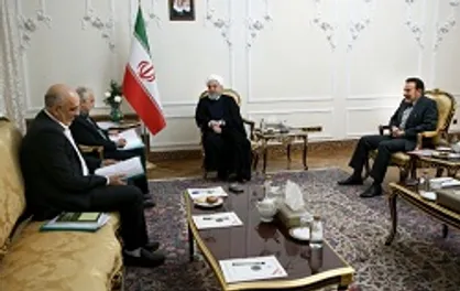 دریافت بدون تبعیض مالیات از سهم درآمد، باعث رضایت مردم می شود / اخذ مالیات باید همراه با شفافیت باشد