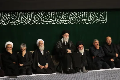 مراسم شام غریبان اباعبدالله(ع) در حسینیه امام خمینی(ره) آغاز شد