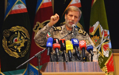 سرلشکر حاتمی: دشمن جرأت نزدیک شدن به سواحل ما را نداشت/امروز هیچکدام از اهداف دشمن محقق نشده است + فیلم