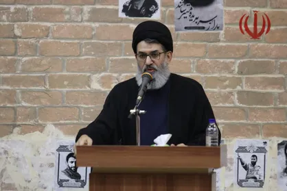 جمهوری اسلامی را نباید فقط از دریچۀ قیمت ارز و سکه دید / زمان ما زمانِ فریاد است