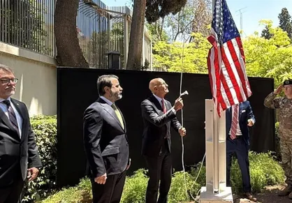 دیدار بی&zwnj;سابقه وزیر خارجه دولت جولانی با مقام اسرائیلی در پاریس