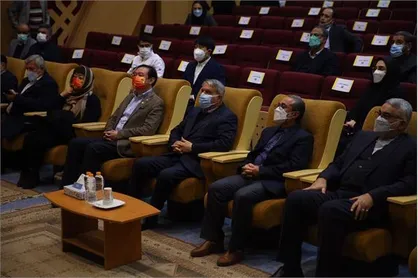با حضورصالحی امیری و سفیر چین افتتاح شد؛نمایشگاه نقاشی پرواز رویاهای المپیک زمستانی پکن۲۰۲۲