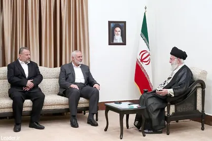 رهبرانقلاب: قضایای اخیر &laquo;جنین&raquo; بشارت دهنده پیروزی کامل فلسطین است / هنیه: همه همراه شما در قدس نماز به پا خواهیم داشت