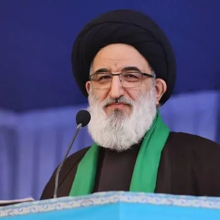 امام‌جمعه کرج: درس ۲۸ مرداد، بطلان اعتماد به بیگانگان است