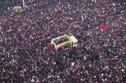 امشب؛ روایتی دیده&zwnj;نشده از دیدار خانواده&zwnj; شهدای مدافع حرم با رهبر انقلاب + فیلم