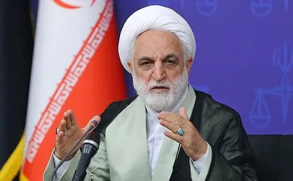 اثر کار نخبگان یزد باید در داخل همین استان ظهور یابد
