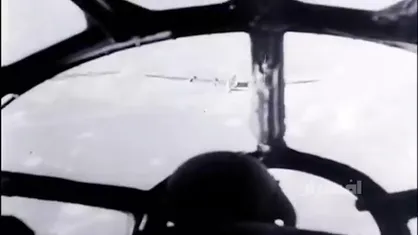 زن&zwnj;ها و بچه&zwnj;ها را بسوزانید!
