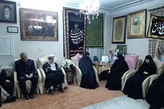 حضور رئیس مجلس خبرگان رهبری در منزل سپهبد شهید حاج قاسم سلیمانی