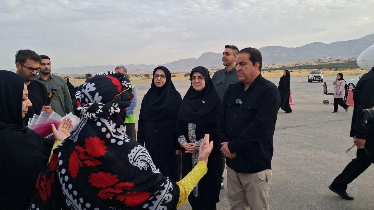 سخنگوی دولت برای بازدید از مرز مهران و روند خدمات‌رسانی به زائران اربعین وارد ایلام شد