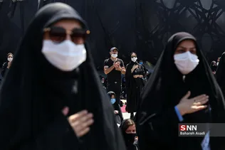 عزاداری ظهر عاشورا در میدان امام حسین (ع)