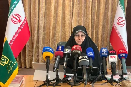 ایجاد صندوق ضمانت برای زنان سرپرست خانوار/ تداوم حضور بانوان در ورزشگاه&zwnj;ها منوط به تصمیم وزارت ورزش است
