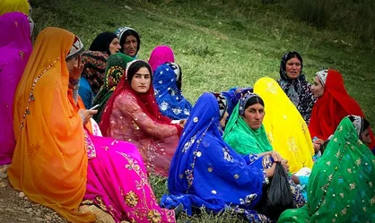 مردم چهارمحال&zwnj;وبختیاری با &laquo;شنبه گردی&raquo; نحسی و غم را از خود دور می&zwnj;کنند