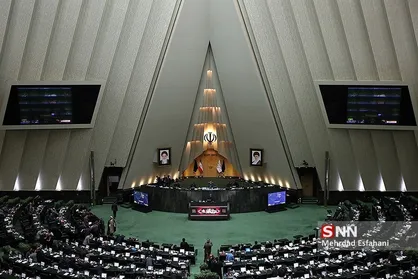 قاسمی: شرمندگی یک پدر به خاطر سفره خالی ناشی از بی&zwnj;عرضگی و ناتوانی مسئولان مرتبط است/ دولت در چینش و گزینش مسئولان تجدیدنظر کند + فیلم