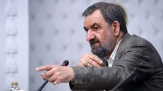 ملت ایران می‌خواهد مقاومت کند و پرچم خود را بالا نگه دارد و در دهان ترامپ و همه استکبار جهانی بزند