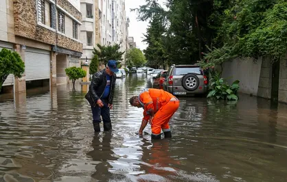 هشدار نارنجی برای ۱۱ استان/ آبگرفتگی معابر عمومی و طغیان رودخانه&zwnj;ها
