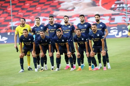 بیانیه گل&zwnj;گهر؛ استقلال باید دو اخراجی می&zwnj;داد