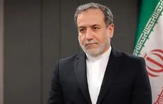 ما برای اصول و مواضع خودمان که حقوق مردم ایران تامین می‌کند وارد مذاکره شدیم و به هیچ وجه از این حقوق کوتاه نخواهیم آمد