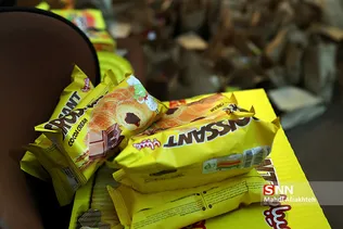 بسته بندی ارزاق برای مستمندان به مناسبت عید غدیر خم