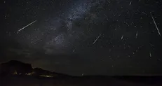 آسمان امشب شهاب ‌باران می‌شود
