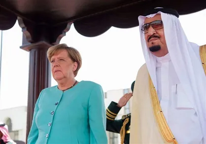 گفتگوی مرکل با ملک سلمان درباره قتل خاشقجی