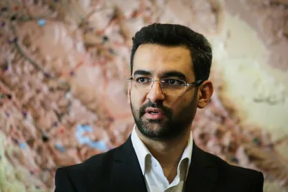 فیلم/ آذری جهرمی: اثر منفی احتمالی تعدد دکل&zwnj;های مخابراتی بر سلامت افراد جامعه