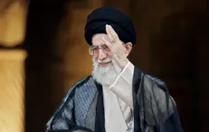 باری که رهبرم بر دوشم گذاشت شانه‌هایم را سنگین تر کرد