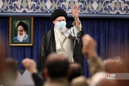 دیدار جمعی از مردم اصفهان با رهبر انقلاب اسلامی