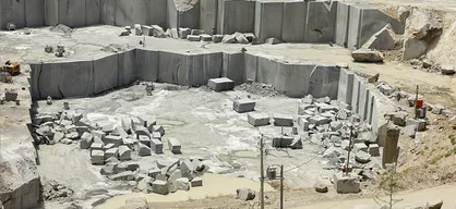 تمدید ۱۵ ساله معدن شفق اوره نطنز! /مستندات احراز ۲۱ شرط کجاست؟