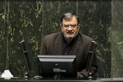 روح&zwnj;الامینی: آقای عارف! گزارش&zwnj;های کمی آمار یک شمشیر دو لبه است، به هر جهت که دل&zwnj;تان خواست می&zwnj;تواند ببرد + فیلم