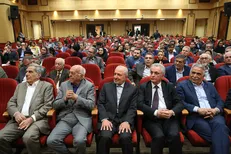 رئیس دانشگاه آزاد قزوین کارآفرین برتر شد