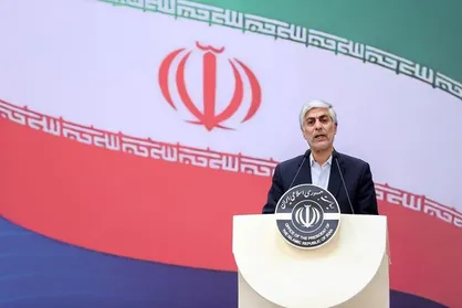 کیومرث هاشمی: موفقیت&zwnj;ها و دستاورد&zwnj;های ورزشکاران ما در میادین بزرگ با معنویت و معرفت عجین شده