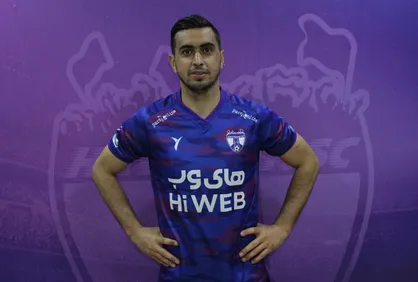 مهاجم ذوب&zwnj;آهن شاگرد عنایتی شد