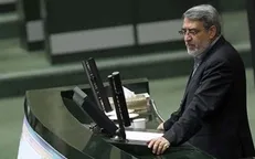 رحمانی فضلی کارت زرد گرفت