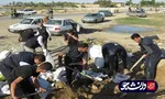 فعالیت جهادگران قرارگاه جهادی دانشگاه آزاد خوزستان در منطقه سیل زده شادگان