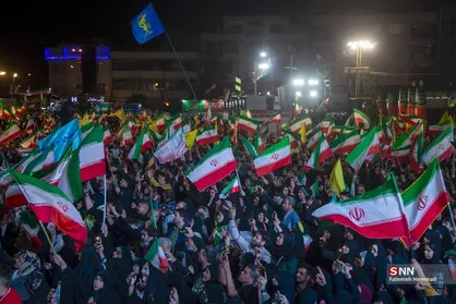 خروش تماشایی ملت ایران در سراسر کشور به شب پنجاه و پنجم رسید / حضور مردم بوشهر در تجمعات شبانه حماسه سازی+ فیلم