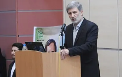 وزیر دفاع: عزت امروز ایران مرهون پیروی از ولایت فقیه و نثار خون پاک شهیدان است