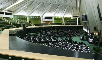 تجمع مجمع نمایندگان خوزستان اطراف لاریجانی در اعتراض به ریزگرد&zwnj;ها