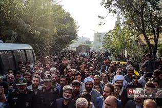 مراسم تشییع بسیجی شهید «محمد مهدی رضوان»