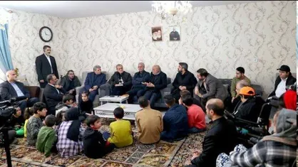 بازدید سرزده پزشکیان از خیریه بهشت امام رضا (ع) / دستور رئیس&zwnj;جمهور برای رفع مشکلات توانجویان