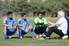 دلیل جلسه شفر با بزرگترهای استقلال چه بود؟