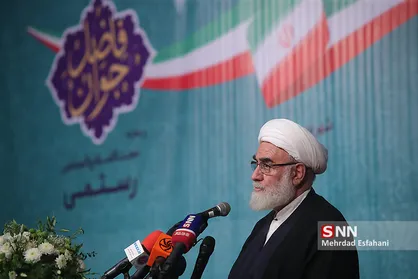 نهاد نمایندگی مقام معظم رهبری باید سنگ صبور دانشجویان باشد/ جوانان هیچ پناهی جز روحانیت ندارند
