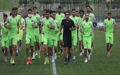 استارت تمرینات شاگردان رحمتی در سال جدید/آماده&zwnj;سازی برای دیدار با پرسپولیس
