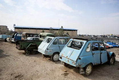 پیش&zwnj;بینی اسقاط ۲ برابری خودروهای فرسوده با آیین&zwnj;نامه جدید/ کاهش آلودگی و ناترازی سوخت